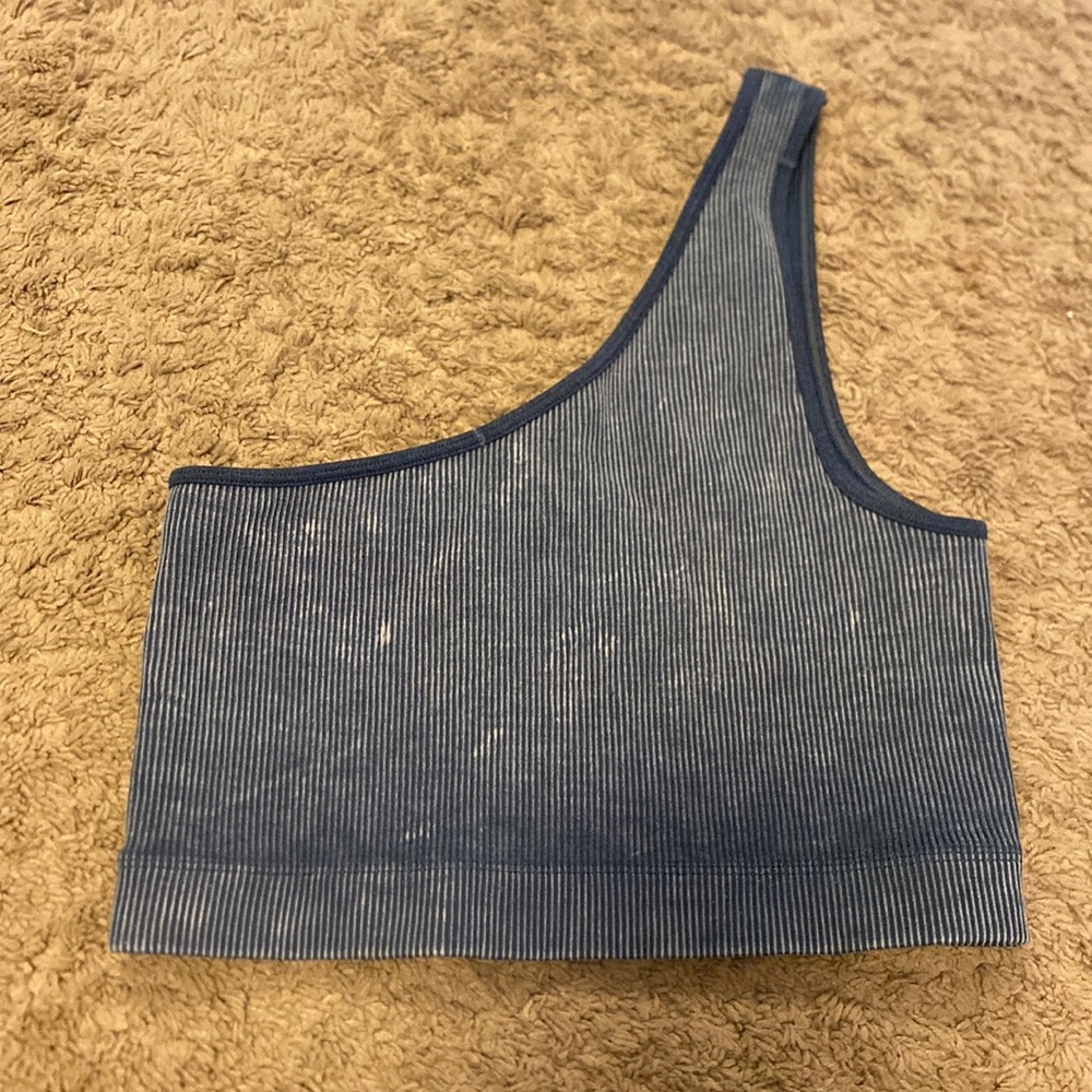 Hollister Gilly Hicks Off the shoulder bra top
